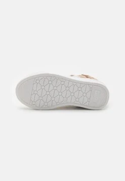 Friboo Sneakers Alte - Gold 6 Friboo Sneakers Alte - Gold -Friboo 5f73b602c2ab4a58be97712192caa7a3