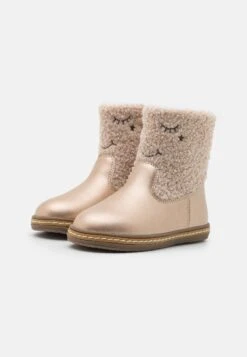 Friboo -Friboo a4c6fc8fbdd04652a847191fe205cc97